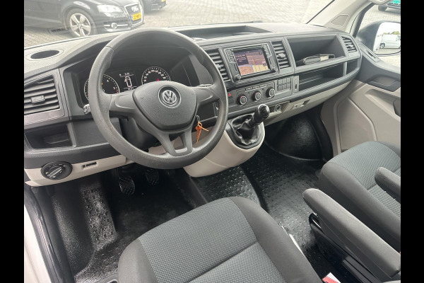 Volkswagen Transporter 2.0 TDI L2H1 Comfortline*NAVI*CRUISE*HAAK*A/C*PDC*