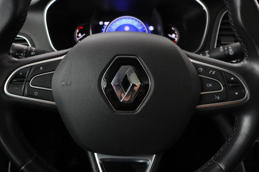 Renault Mégane 1.2 TCe Bose | 1e eigenaar | Panoramadak | Head-Up | Camera | Navigatie | Carplay | Dodehoek detectie | Full LED | Keyless | Massage