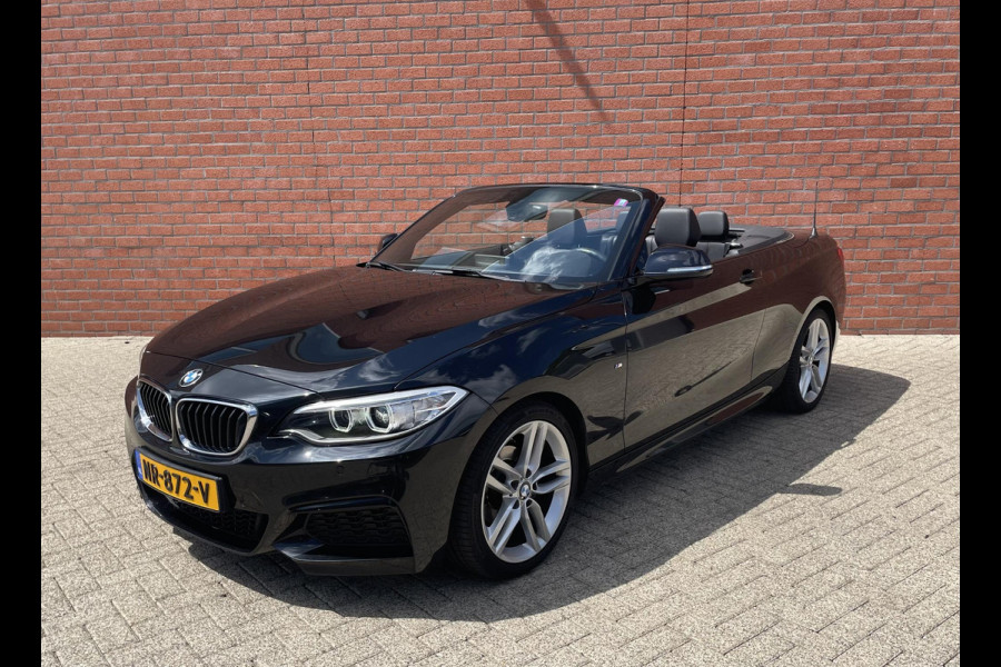 BMW 2 Serie Cabrio 218i M Sport Automaat High Executive Leder Navigatie Xenon Stoelverwarming Climate Control 18inch etc.