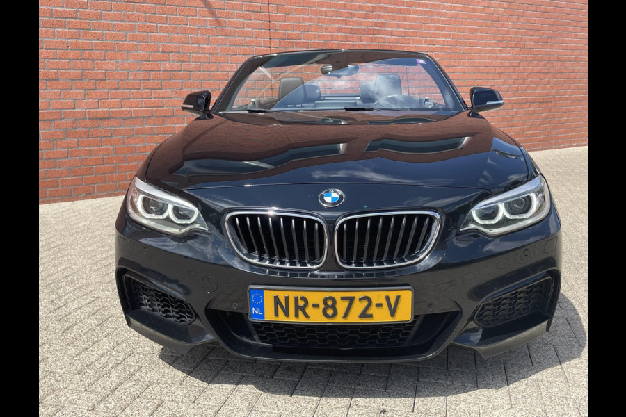 BMW 2 Serie Cabrio 218i M Sport Automaat High Executive Leder Navigatie Xenon Stoelverwarming Climate Control 18inch etc.