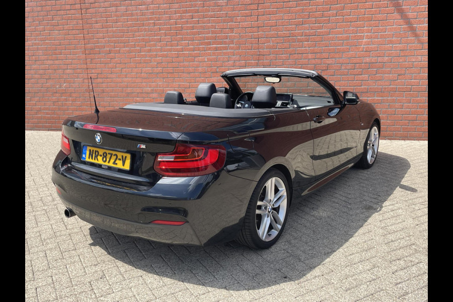 BMW 2 Serie Cabrio 218i M Sport Automaat High Executive Leder Navigatie Xenon Stoelverwarming Climate Control 18inch etc.