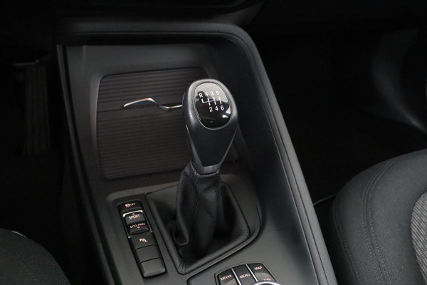 BMW X1 sDrive18i Executive | 42.400km NAP | Camera | Full LED | Navigatie | Park Assist | Climate control | Cruise control