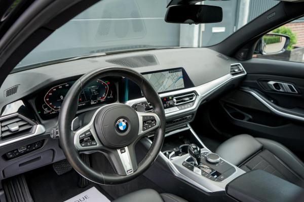 BMW 3 Serie Touring 320d High Executive, M-pakket, M-onderstel, Panorama, Autom. Trekhaak, Harman Kardon, Apple Carplay, Android