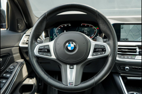 BMW 3 Serie Touring 320d High Executive, M-pakket, M-onderstel, Panorama, Autom. Trekhaak, Harman Kardon, Apple Carplay, Android