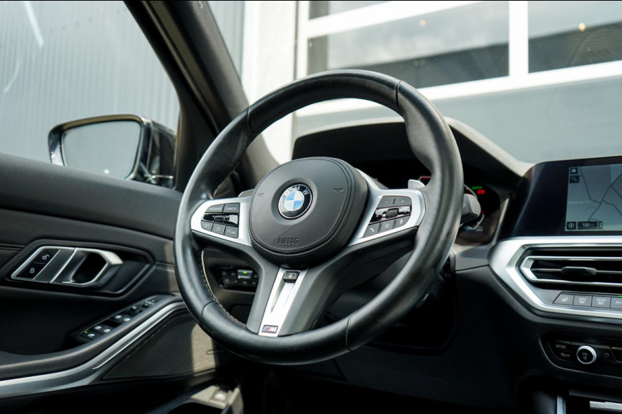 BMW 3 Serie Touring 320d High Executive, M-pakket, M-onderstel, Panorama, Autom. Trekhaak, Harman Kardon, Apple Carplay, Android