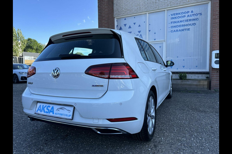 Volkswagen Golf 1.5 TSI Bluemotion LED/17inch/Alcantara/Stlvw/Climatic/Garantie