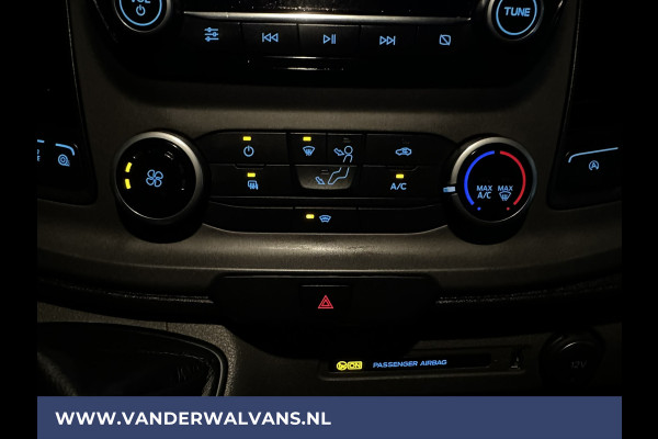 Ford Transit 2.0 TDCI 170pk L3H2 Euro6 Airco | Navigatie | Dakdragers | Camera | Apple Carplay cruisecontrol, 2500kg trekhaak, parkeersensoren, bijrijdersbank, omvormer