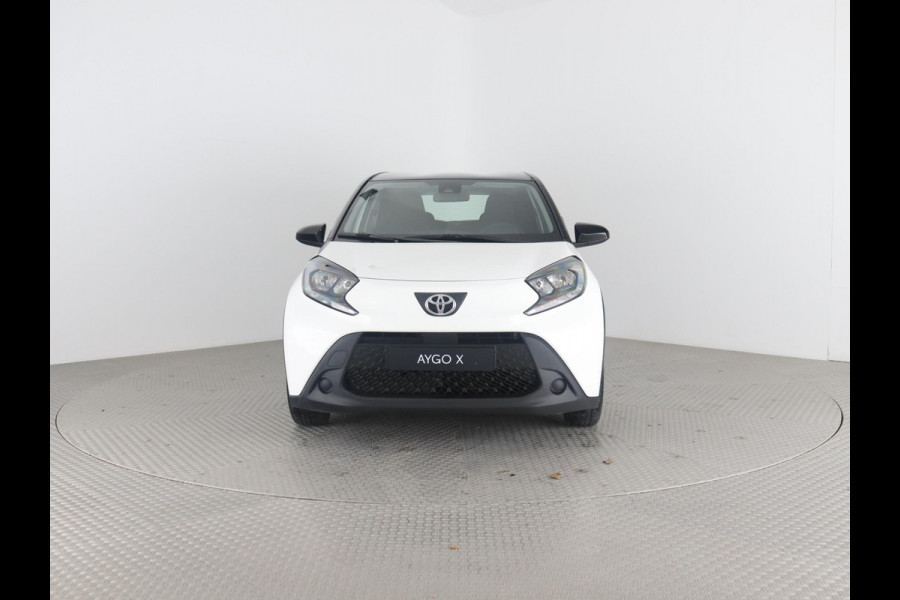 Toyota Aygo X 1.0 VVT-i AUTOMAAT BI-TONE CARPLAY NAVI GARANTIE TOT 12-2032 Bijna 2023.Camera. Safety sense.