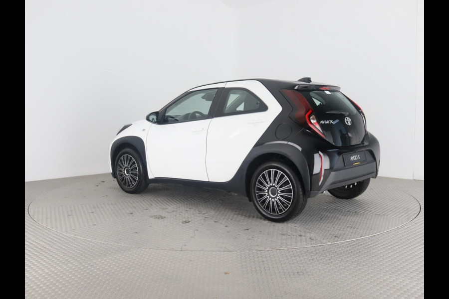 Toyota Aygo X 1.0 VVT-i AUTOMAAT BI-TONE CARPLAY NAVI GARANTIE TOT 12-2032 Bijna 2023.Camera. Safety sense.