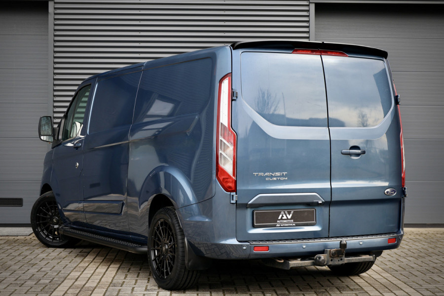 Ford Transit Custom 300 2.0 TDCI L2H1 | Camera | CarPlay | Stoelverwarming | Raptor Edition | PDC V+A | MF Stuur | Trekhaak