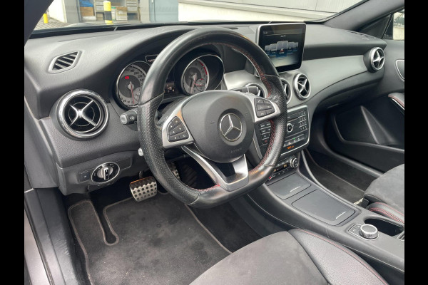 Mercedes-Benz GLA 250 4Matic | AMG pack | Pano | FL