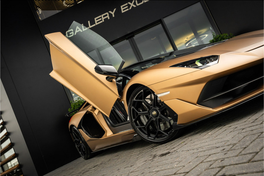 Lamborghini Aventador 6.5 V12 SVJ Roadster - BTW | Original NL | 1e eigenaar