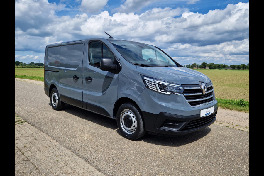 Renault Trafic 2.0 dCi 130 T27 L1H1 Work Edition - 130 Pk - Euro 6 - Apple Carplay . Android Auto