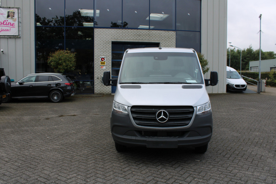 Mercedes-Benz Sprinter 517 CDI Chassis L3 3500 kg trekgewicht, Geveerde stoel, MBUX, Etc.