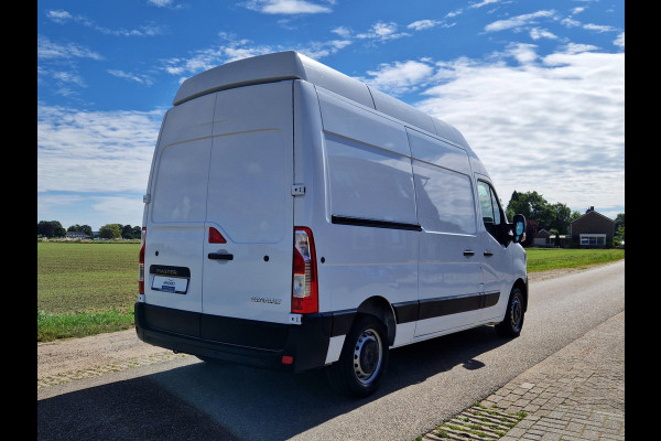 Renault Master T35 2.3 dCi L2 H3 Comfort - 135 Pk - Euro 6 - Navi - Airco - Cruise Control