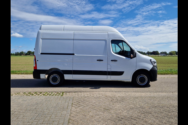 Renault Master T35 2.3 dCi L2 H3 Comfort - 135 Pk - Euro 6 - Navi - Airco - Cruise Control