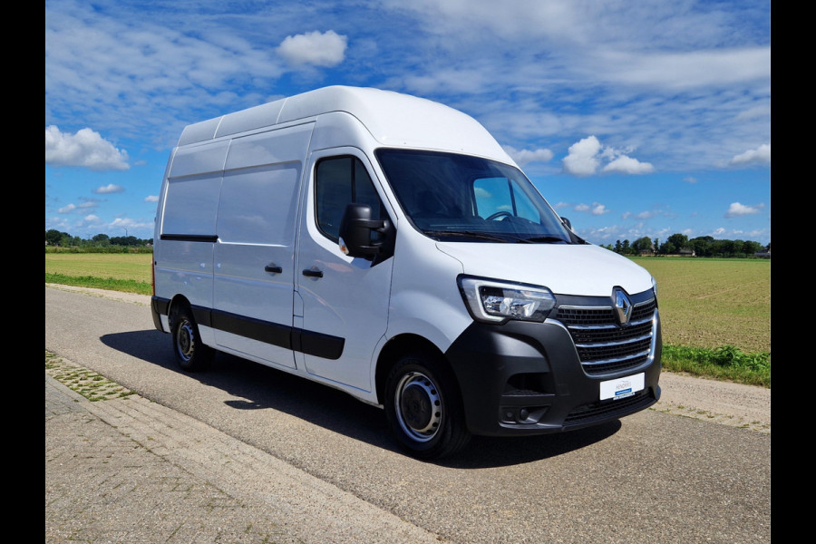 Renault Master T35 2.3 dCi L2 H3 Comfort - 135 Pk - Euro 6 - Navi - Airco - Cruise Control