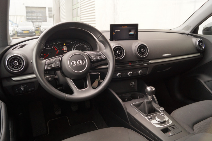 Audi A3 Limousine 30 TFSI 115pk Pro Line -NAVI-PDC-CRUISE-