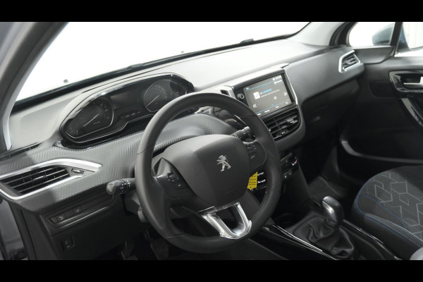 Peugeot 2008 PureTech 82 Signature | Navigatie | Parkeersensoren | Apple Carplay