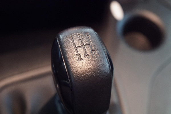 Peugeot Partner 1.5 BlueHDI Premium + CAMERA / APPLE CARPLAY / CRUISE CONTROL