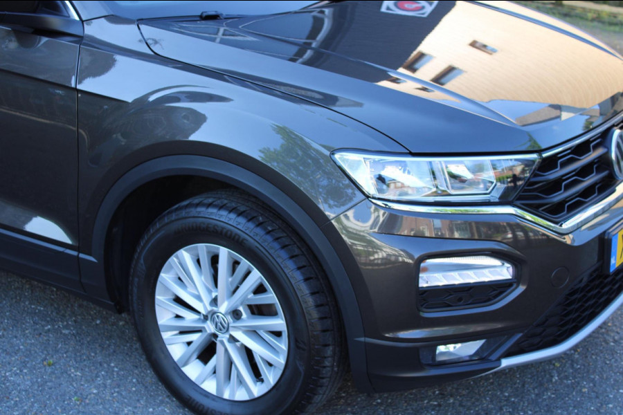 Volkswagen T-Roc 1.5 TSI Style Automaat Navi Acc Pdc Nap