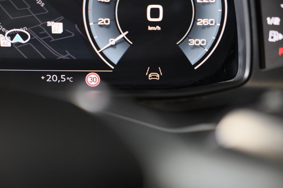 Audi A6 Avant 55 TFSI E Quattro Competition / ACC / Virtual Cockpit / Lane Assist / Head Up / 360 Camera / Navi / Softclose