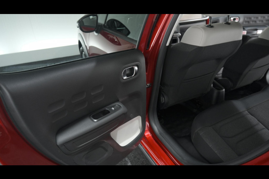 Citroën C3 PureTech 110 EAT6 Feel Edition | Camera | Apple Carplay | RGR Comfortstoelen | Stoelverwarming