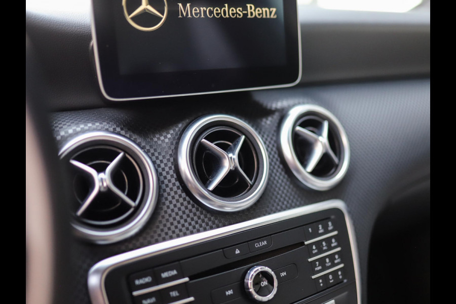 Mercedes-Benz A-Klasse 160 Ambition | Urban | PDC | Sfeerverlichting | Halfleder Wit | Navi | Start-Stop