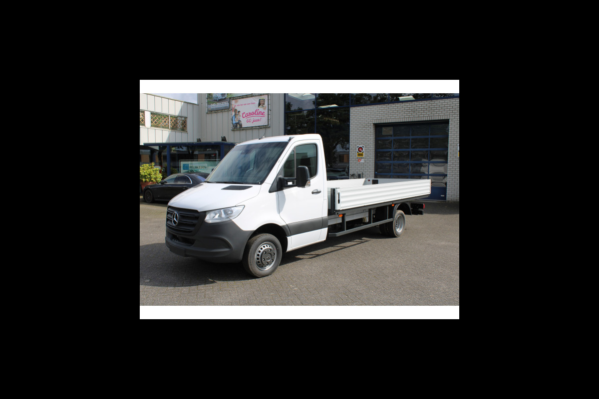 Mercedes-Benz Sprinter 515 CDI Open laadbak L3 3500 kg trekgwicht, MBUX, Comfort stoel