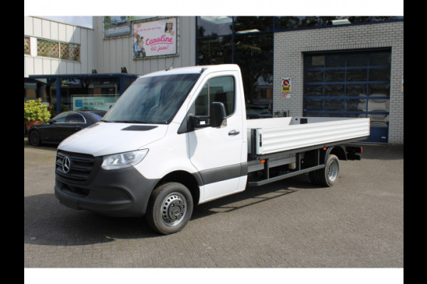 Mercedes-Benz Sprinter 515 CDI Open laadbak L3 3500kg trekgwicht, MBUX, Comfort stoel