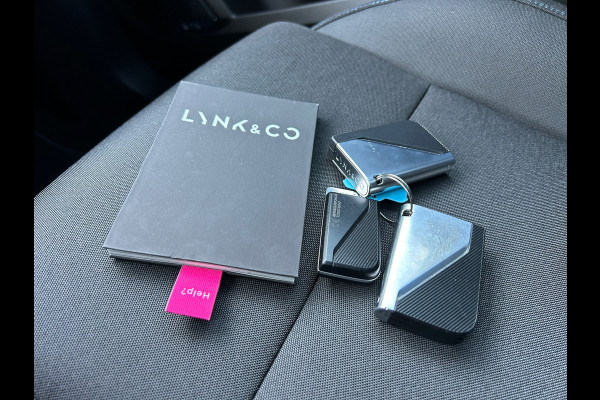 Lynk & Co 01 1.5 Plugin Hybride Zwart Pano AppleCarplay Rijklaarprijs!