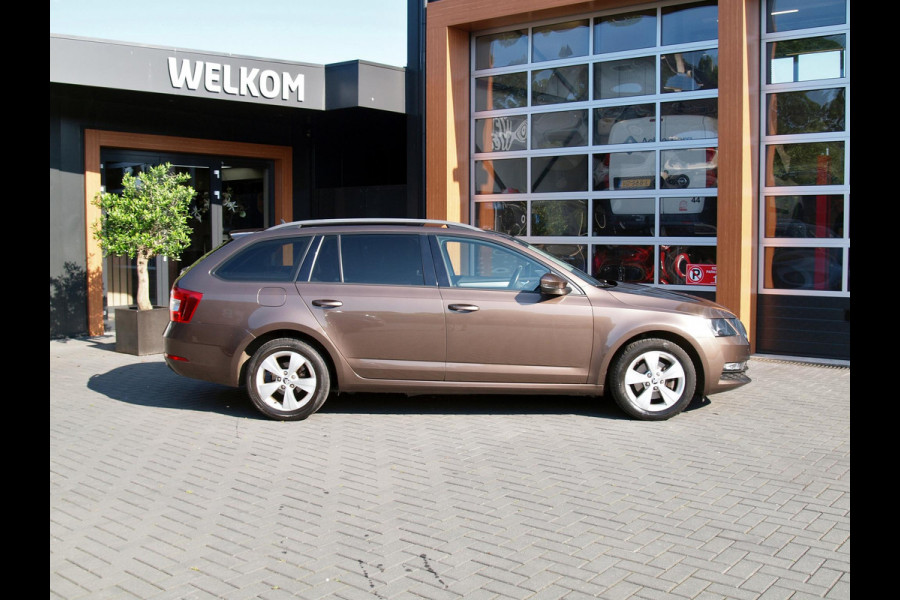 Škoda Octavia Combi 1.4 TSI Greentech Ambition Business | Apple Carplay | Cruise Control | Navi | DSG |