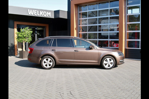 Škoda Octavia Combi 1.4 TSI Greentech Ambition Business | Apple Carplay | Cruise Control | Navi | DSG |