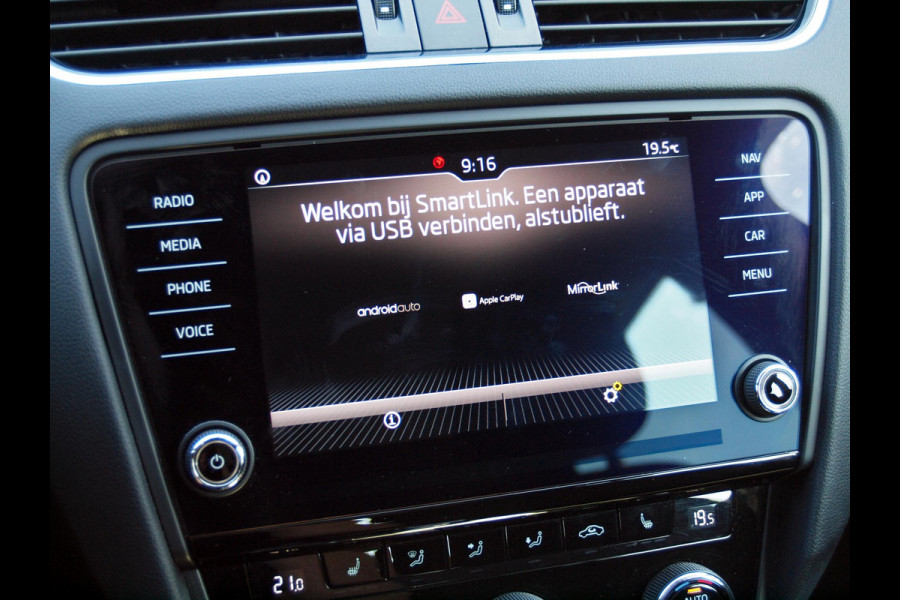 Škoda Octavia Combi 1.4 TSI Greentech Ambition Business | Apple Carplay | Cruise Control | Navi | DSG |