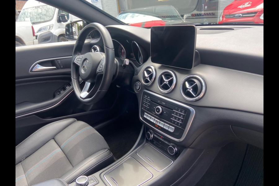 Mercedes-Benz CLA-Klasse Shooting Brake 200 FACELIFT/AUT7/PANO/KEYLESS/CRUIS/SPORTSEAT