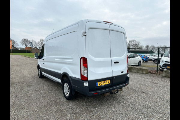 Ford Transit 350 2.0 TDCI 131pk L2H2 3Pers. Camera Navigatie PDC SYNC3 Airco Trekhaak(2750kg!) Camera Lengte 3 hoogte 2 Trend 385Nm/1500trpm