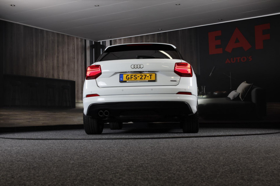 Audi Q2 40 TFSI Quattro S Line / AUT / 190 PK / ACC / B & O / Virtual Cockpitc / Lane Assist / Open Panoramadak / Dode Hoek / Led