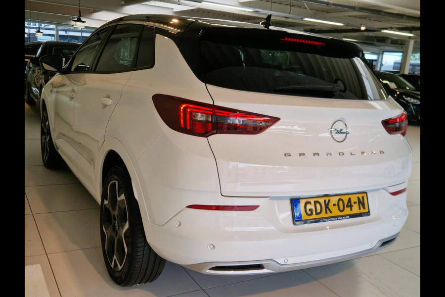 Opel Grandland 1.2 Turbo Level 3 Automaat | Trekhaak | Navigatie | Alcantara | Voorruitverwarming | Parkeerassistent | Stoelverwarming | Stuurwielverwarming |