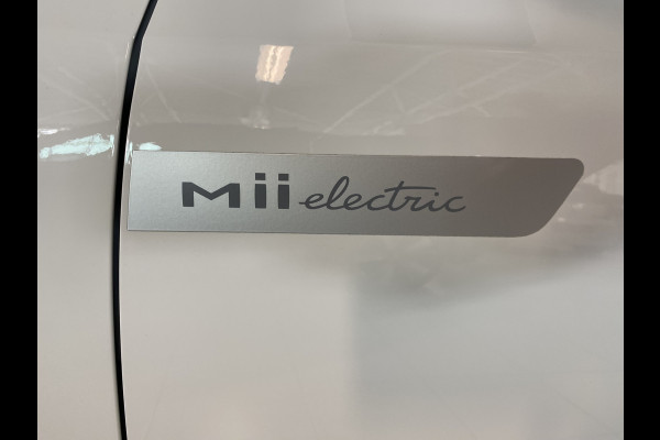 Seat Mii Electric electric Plus | Voorruitverwarming / Stoel verwarming | Cruise control | Parkeer sensoren