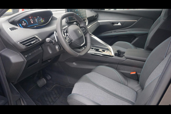 Peugeot 5008 1.2 Hybrid Allure Pack Business 180° Camera | 7 Persoons | Adaptive Cruise Control