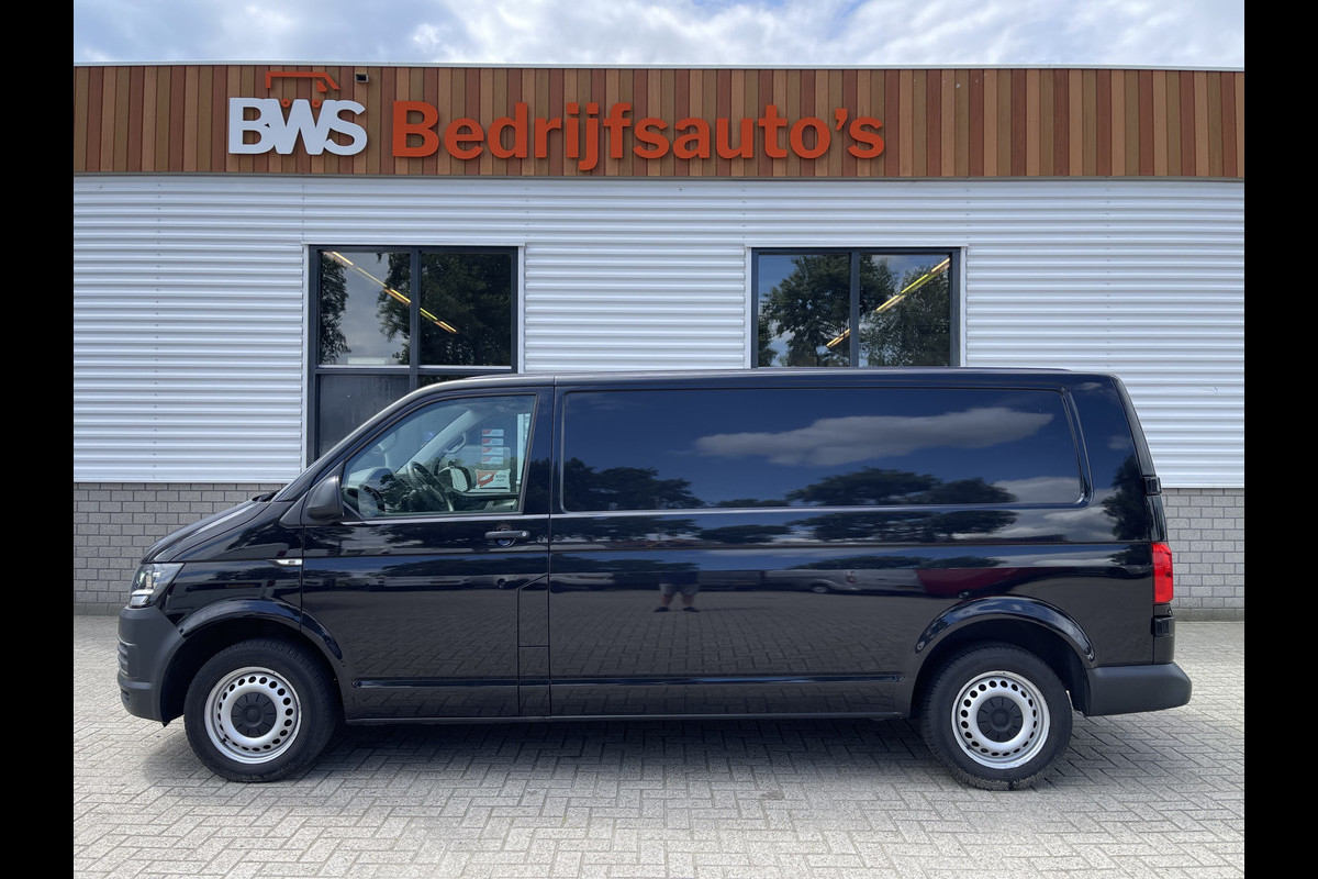 Volkswagen Transporter 2.0 TDI 150pk DSG automaat L2H1 Comfortline / vaste prijs rijklaar € 20.950 ex btw / lease vanaf € 375 / airco / cruise / navi / dichte achterdeuren / stoelverwarming !