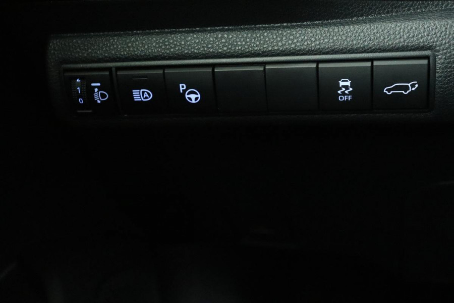 Toyota Corolla 2.0 Hybrid Executive | Head-Up | Adaptive cruise | Stoelverwarming | Leder/Alcantara | Full LED | Camera | Park Assist | Dodehoek detectie | Keyless | Navigatie