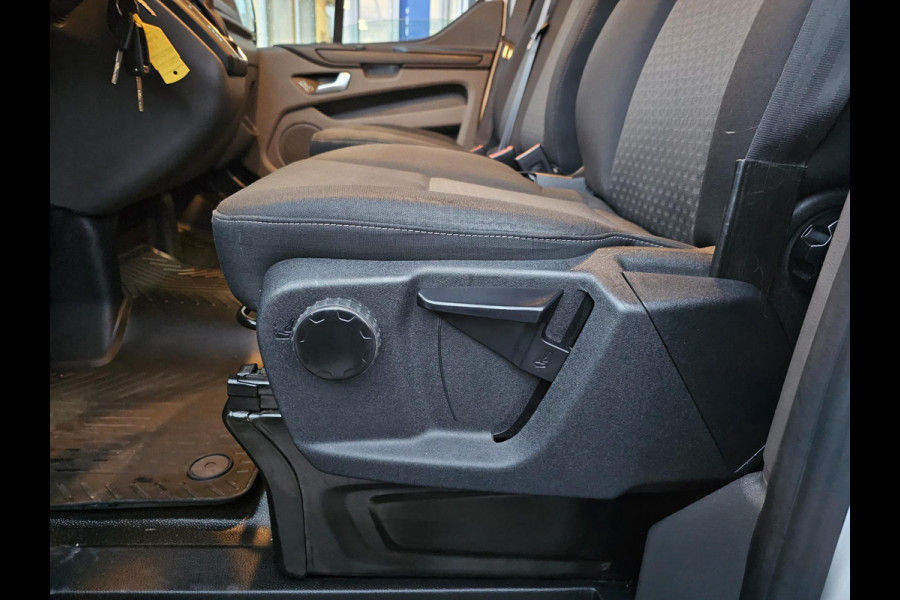 Ford Transit Custom 310 2.0 TDCI L1H2 Trend Automaat | Hoog dak | Trekhaak | Stoelverwarming | Airco | Cruise control | PDC v+a | Achteruitrijcamera etc.