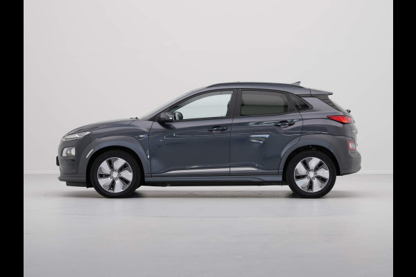 Hyundai Kona EV Premium 64 kWh Stoelventilatie Schuifdak Camera Stuurverwarming 332