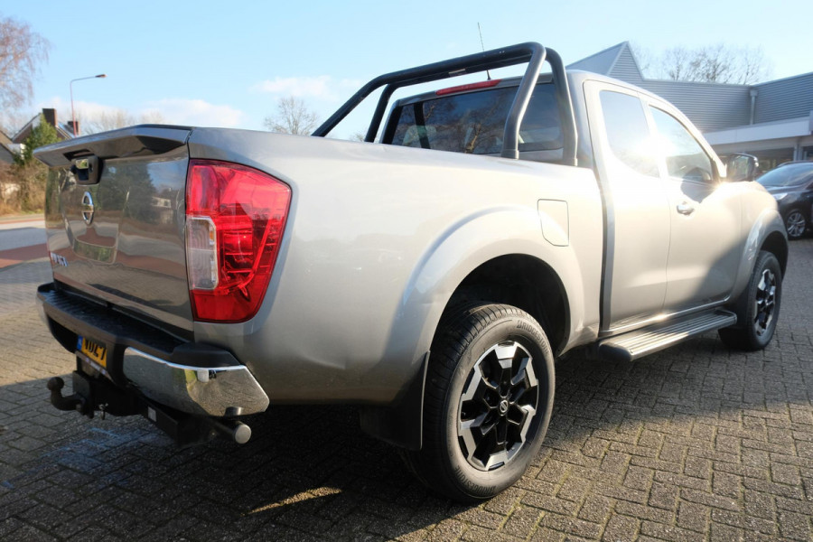 Nissan Navara 2.3 dCi N-Connecta King Cab 163pk Trekhaak | Navigatie | Stoelverwarming | Rondom camera zicht | 3.500kg Trekgewicht!