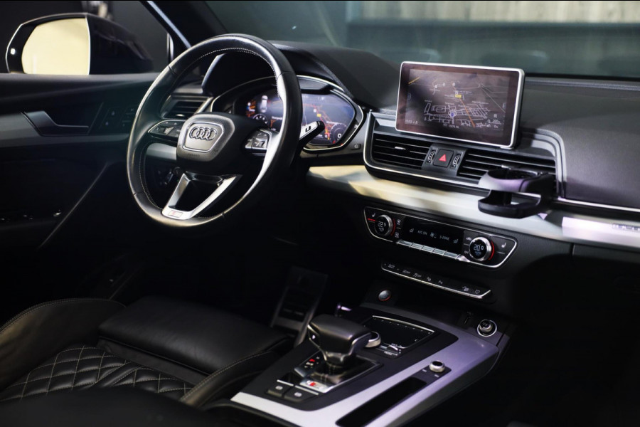 Audi Q5 3.0 TFSI SQ5 Quattro / Luchtvering / Head Up / Acc / Lane Assist / Leder / Memory / Massage / Digital Cockpit / Open Pano