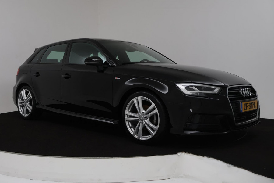 Audi A3 Sportback 35 TFSI CoD Sport S Line Edition Automaat (NAVIGATIE, STOELVERWARMING, PDC, 1e EIGENAAR, GOED ONDERHOUDEN)