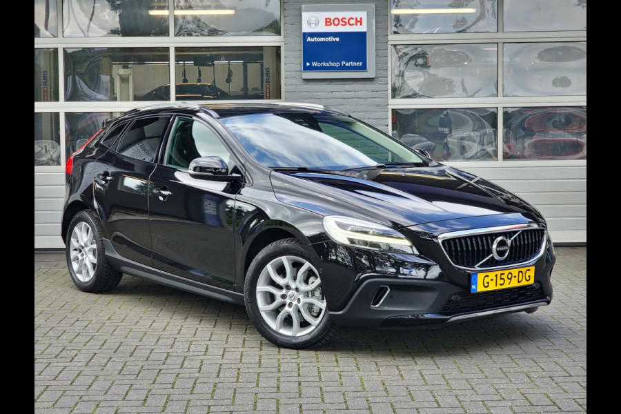 Volvo V40 Cross Country 1.5 T3 153PK 4-cilinder Polar+ Luxury|Leer|Pano|Trekhaak|Automaat|LED|