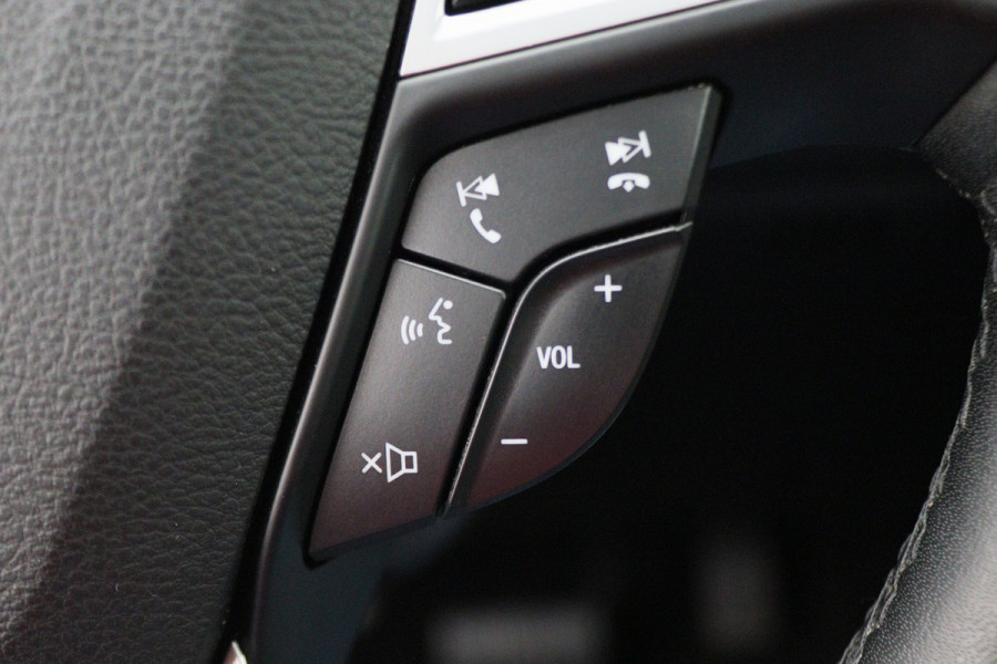 Ford S-Max 2.0 Titanium 7P Automaat LED, Panoramadak, ACC, Apple CarPlay, PDC, DAB, Navigatie, Trekhaak, 19''
