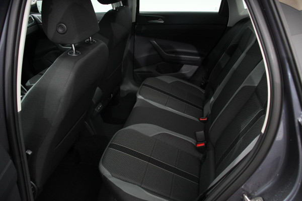 Volkswagen Polo 1.0 TSI DSG Style | Navigatie | Climate Control | Cruise control adaptive | Parkeer sensoren | Led | Dab | Lichtmetalen Velgen | Digitale Cockpit